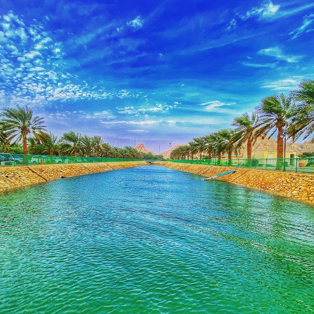 Green Mubazzarah Lake