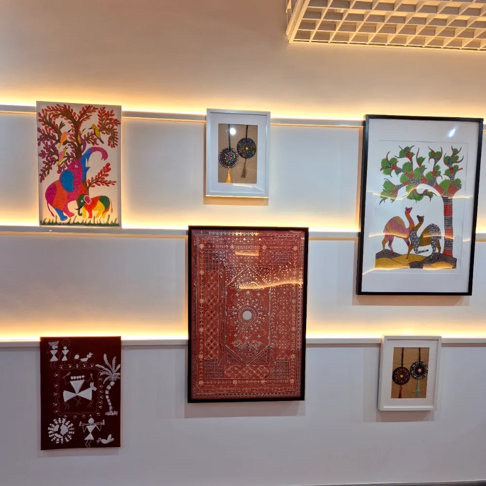 Adaakaari Art studio