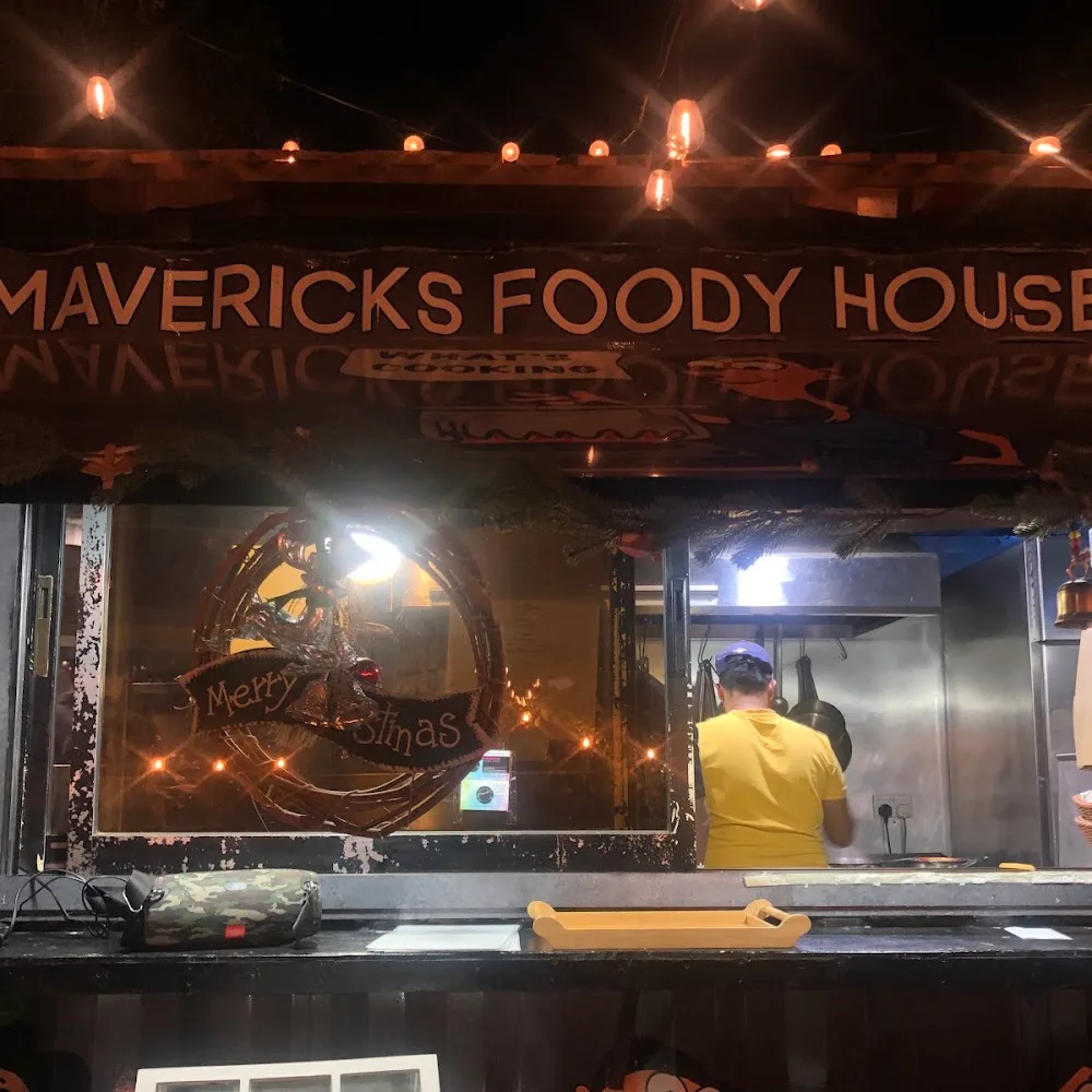 Mavericks Foody House - Food Truck