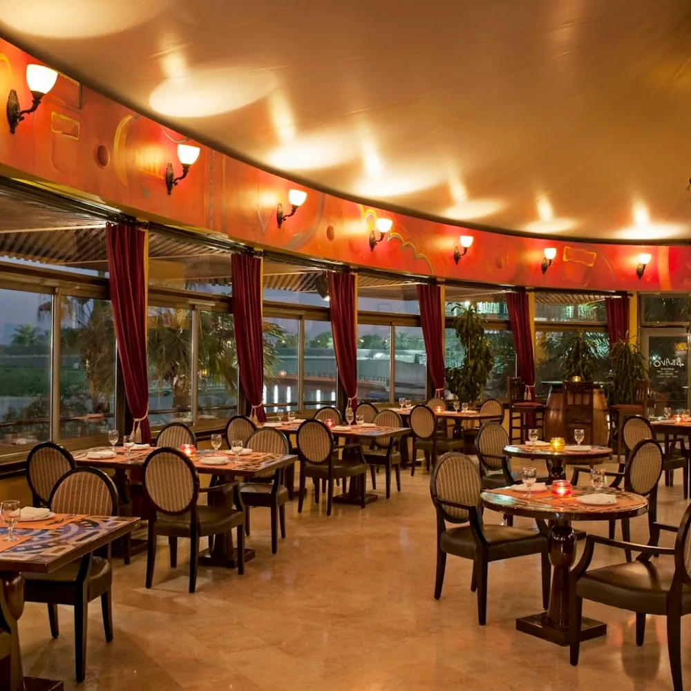 Bravo Lounge & Restaurant
