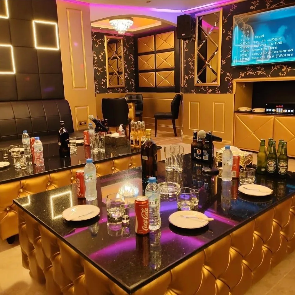 Mercure Karaoke Bar