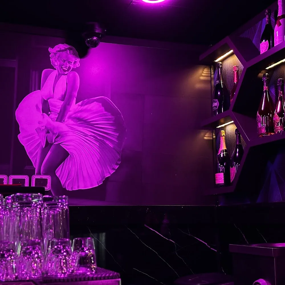 Enigma Club