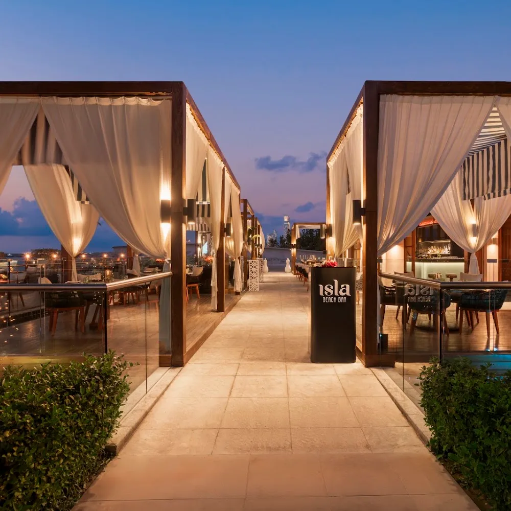 Isla Beach Bar