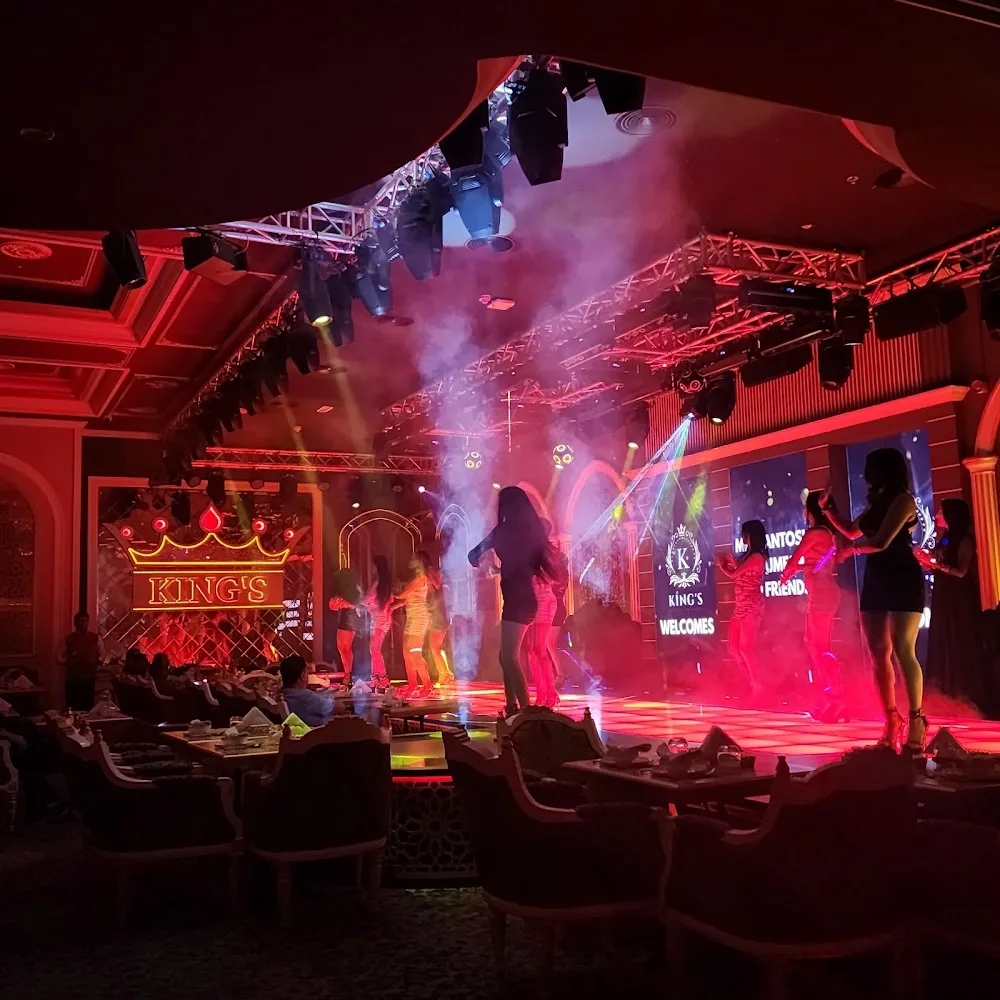 KING'S - Elite Indian Lounge