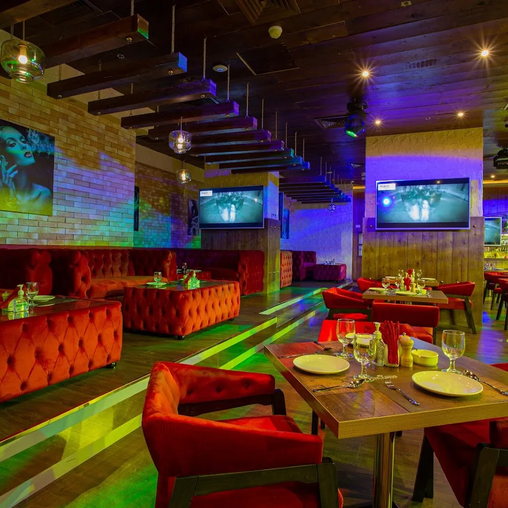 Revel Haus Restro Pub