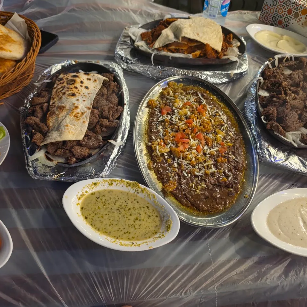 Al Fananeen Restaurant & Coffee Shop