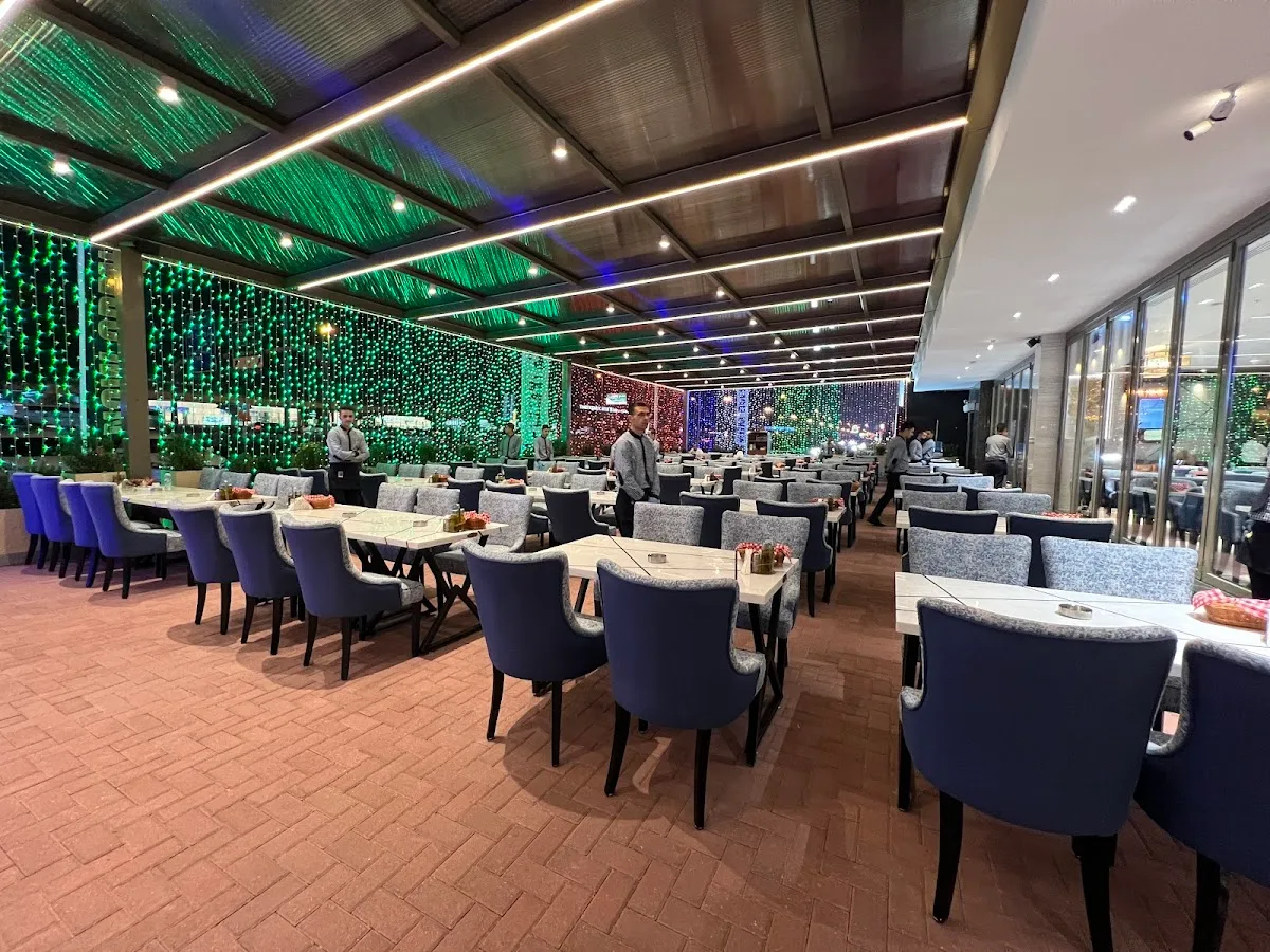 Aroos Damascus Restaurant