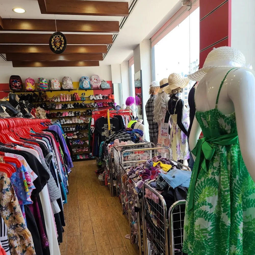 Sam's Store Ukay Ukay- Al Rigga