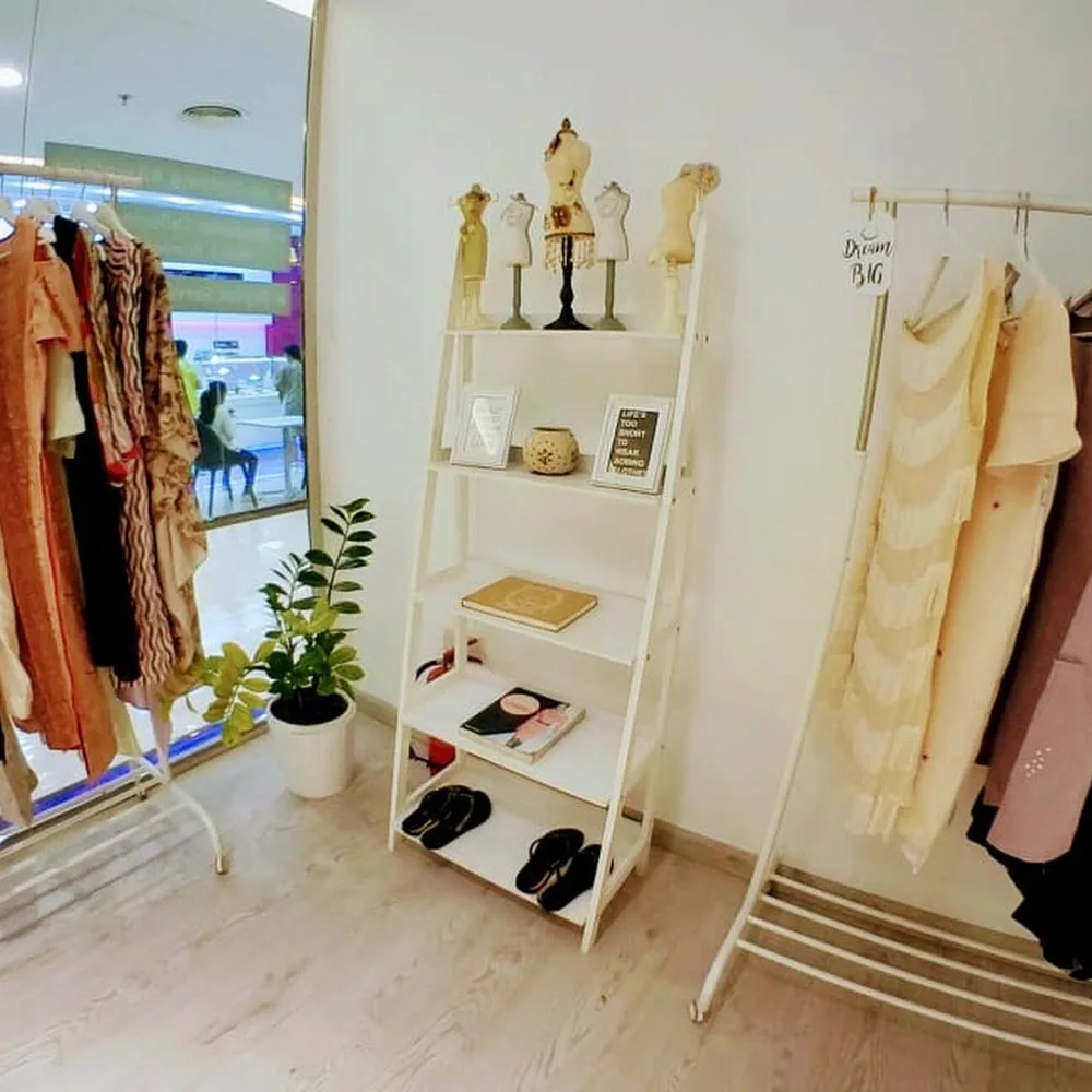 Thread Up Tailoring and Boutique