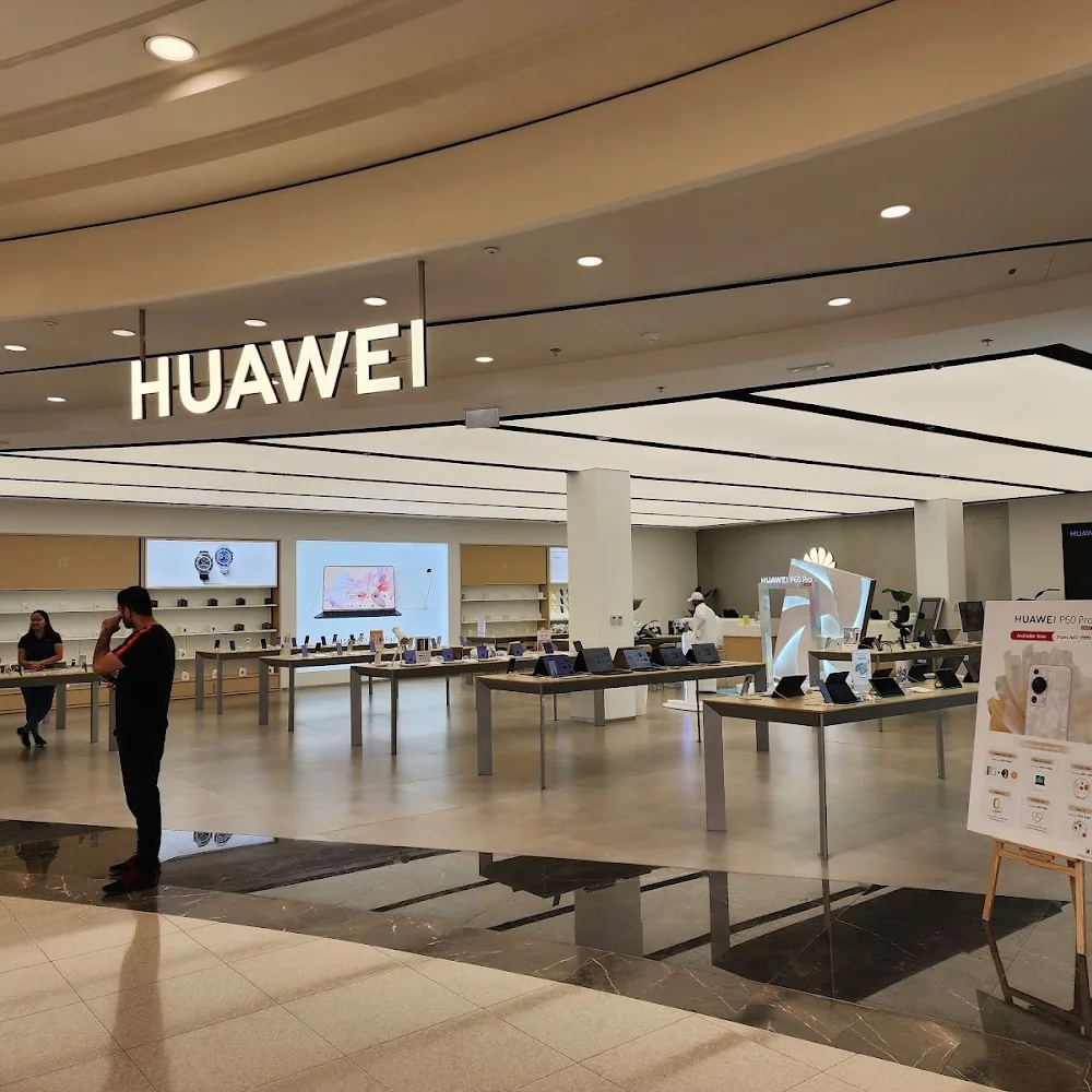 Huawei Authorized Experience Store (City Center Deira)