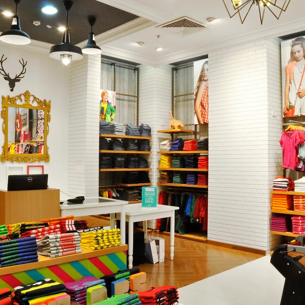 Creative Display Company LLC