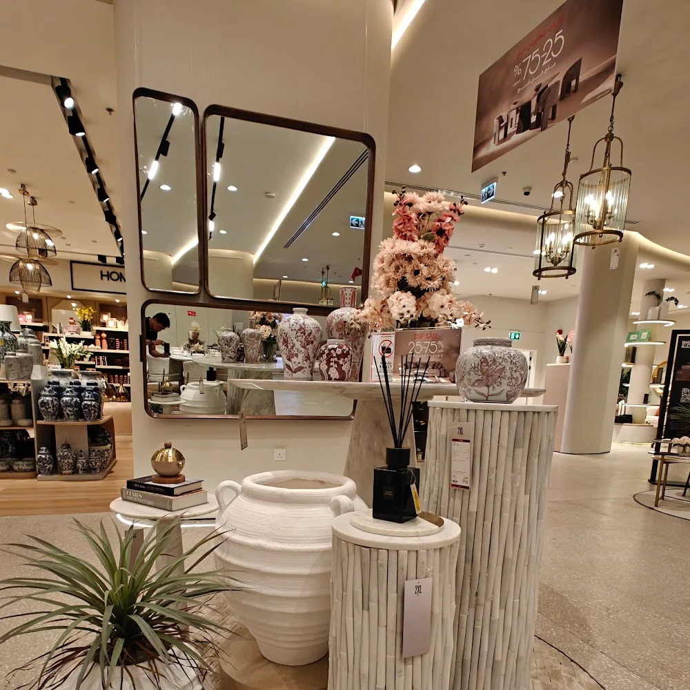 2XL Home - Al Barsha Store