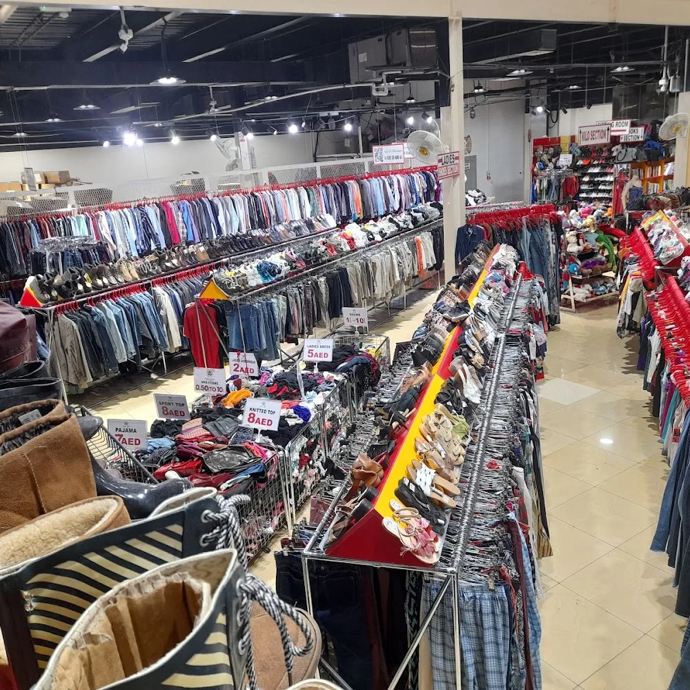 Sam's Store Ukay Ukay- Al Nahda