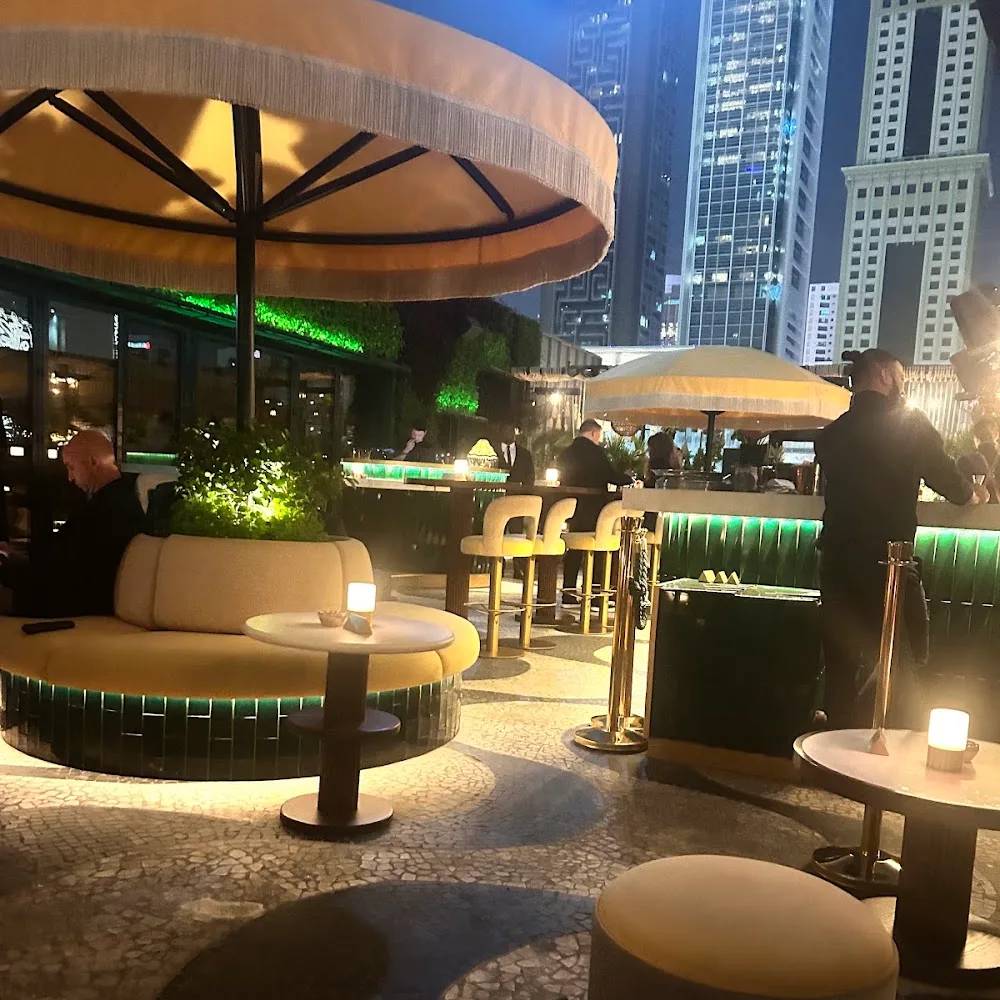 Paraiso Rooftop Club