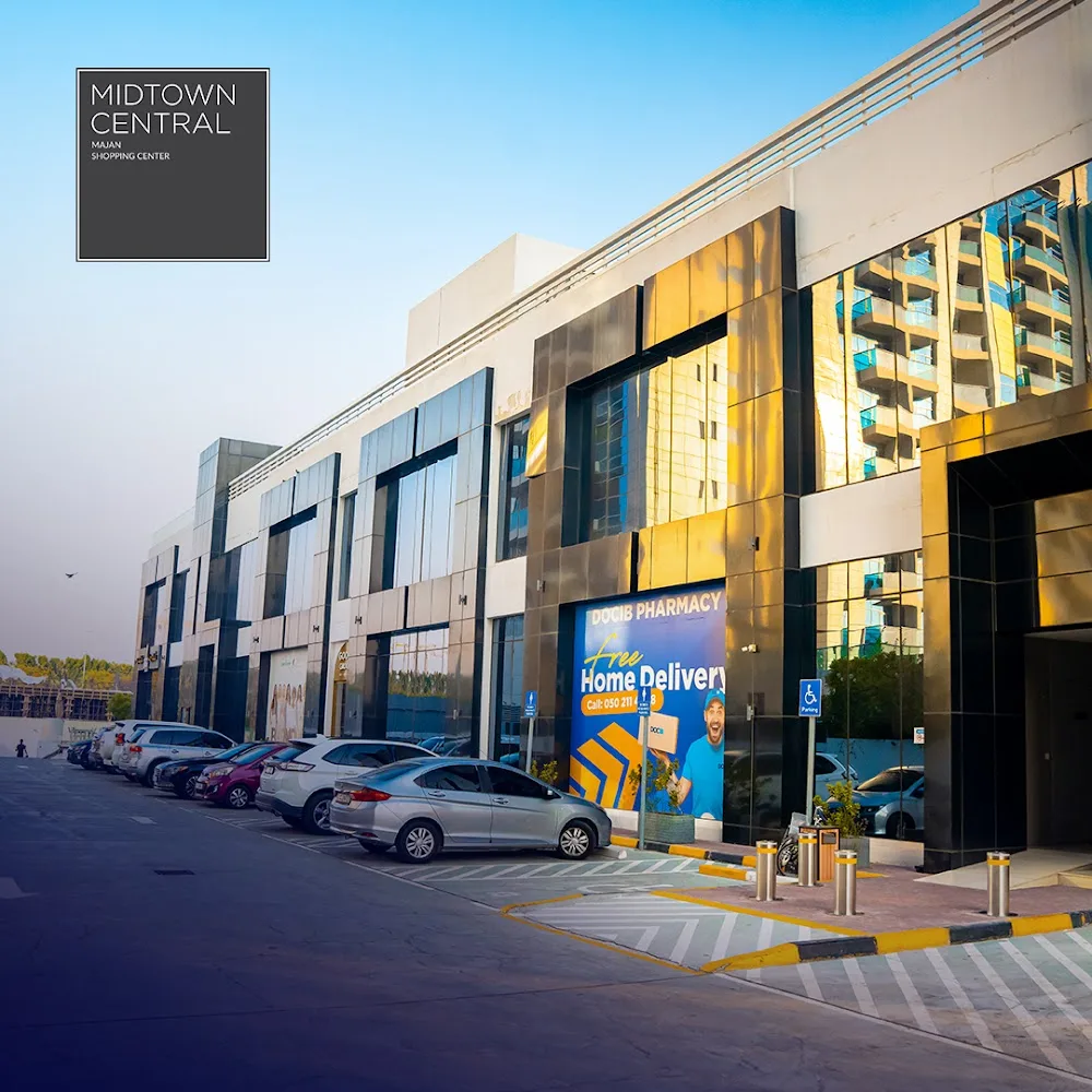 Midtown Central Shopping Mall Majan