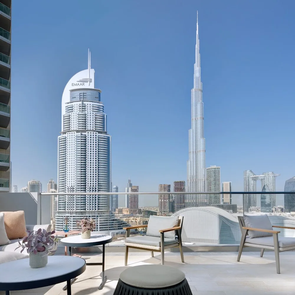 The Pool Lounge at Address Dubai Mall