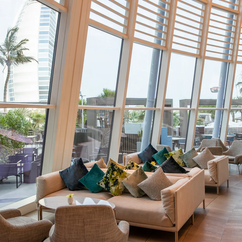 Pearl Lounge