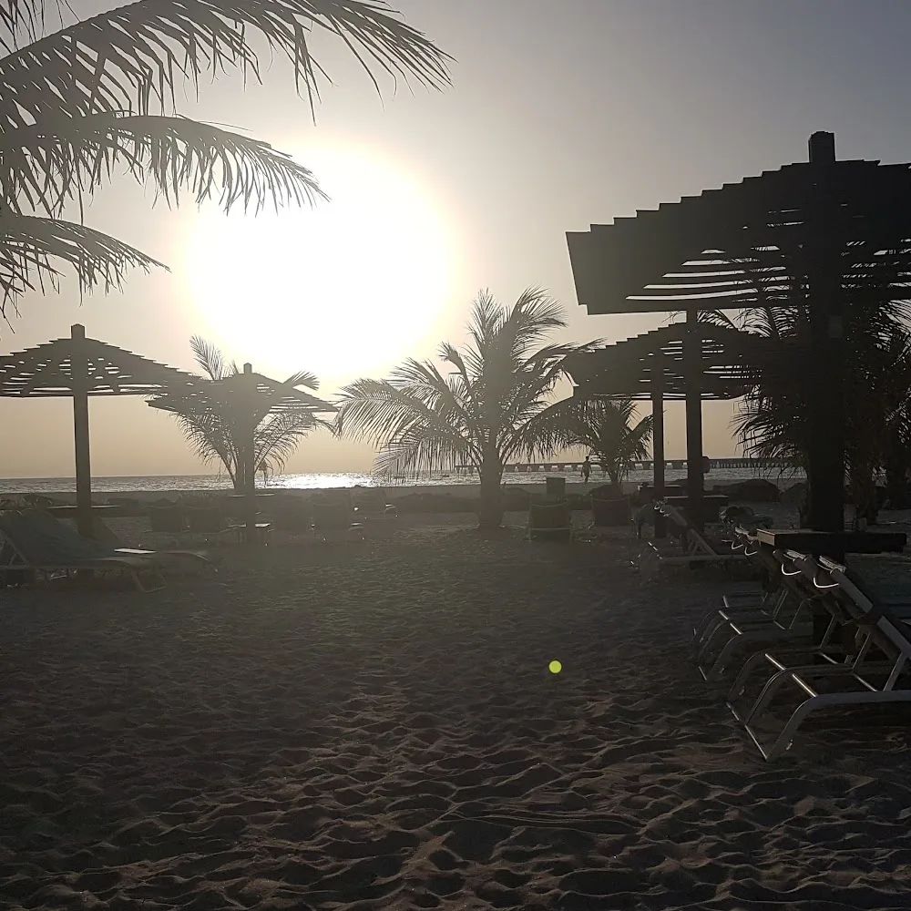 Le Royal Meridien Pool And Beach Reception