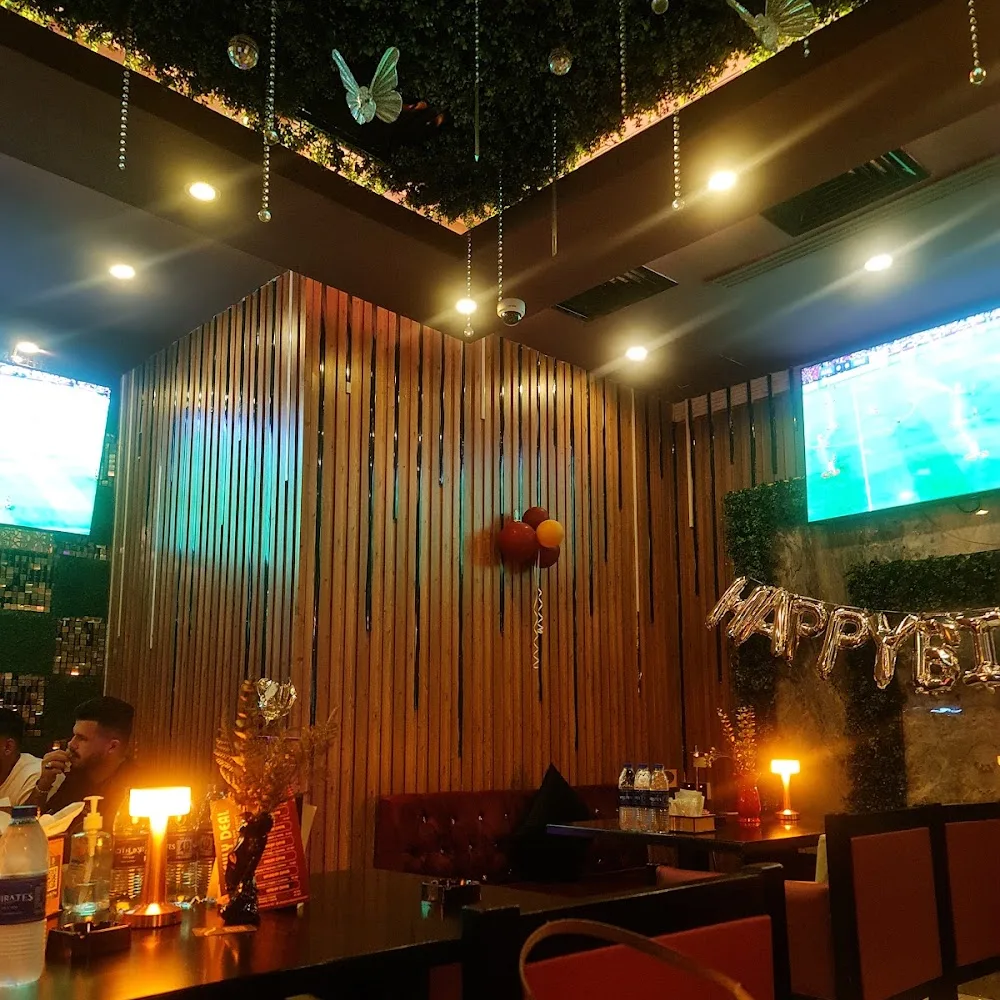 Kloud Queen Restaurant & Cafe