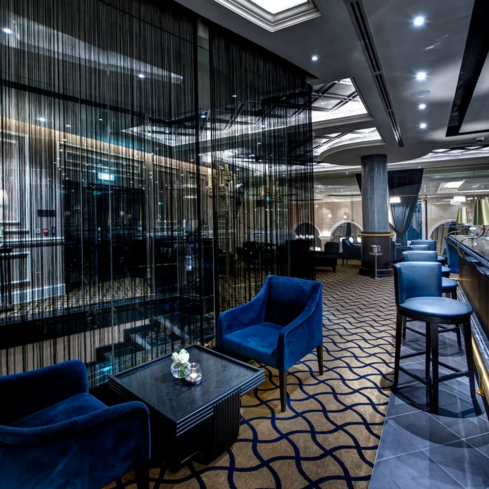 Dukes Bar