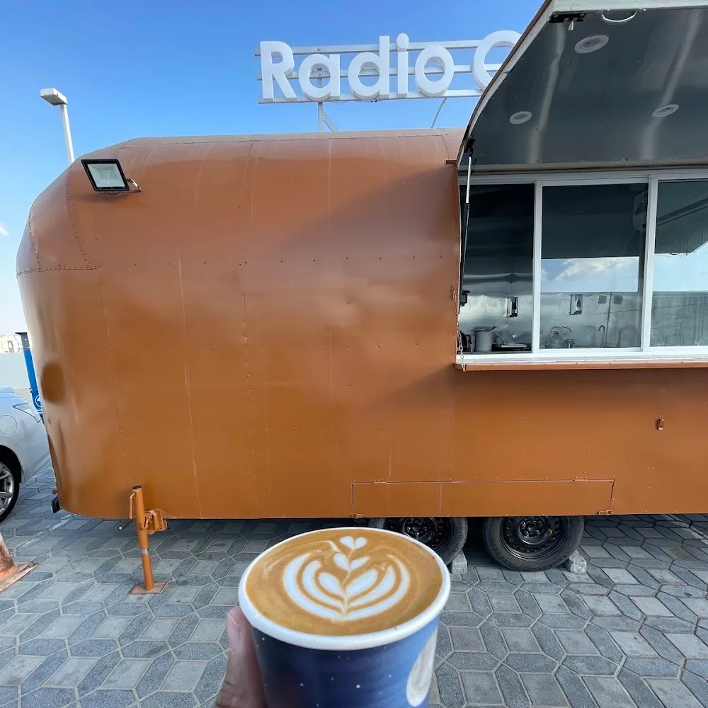 Radio Cafe Khatim Spot Food Truck