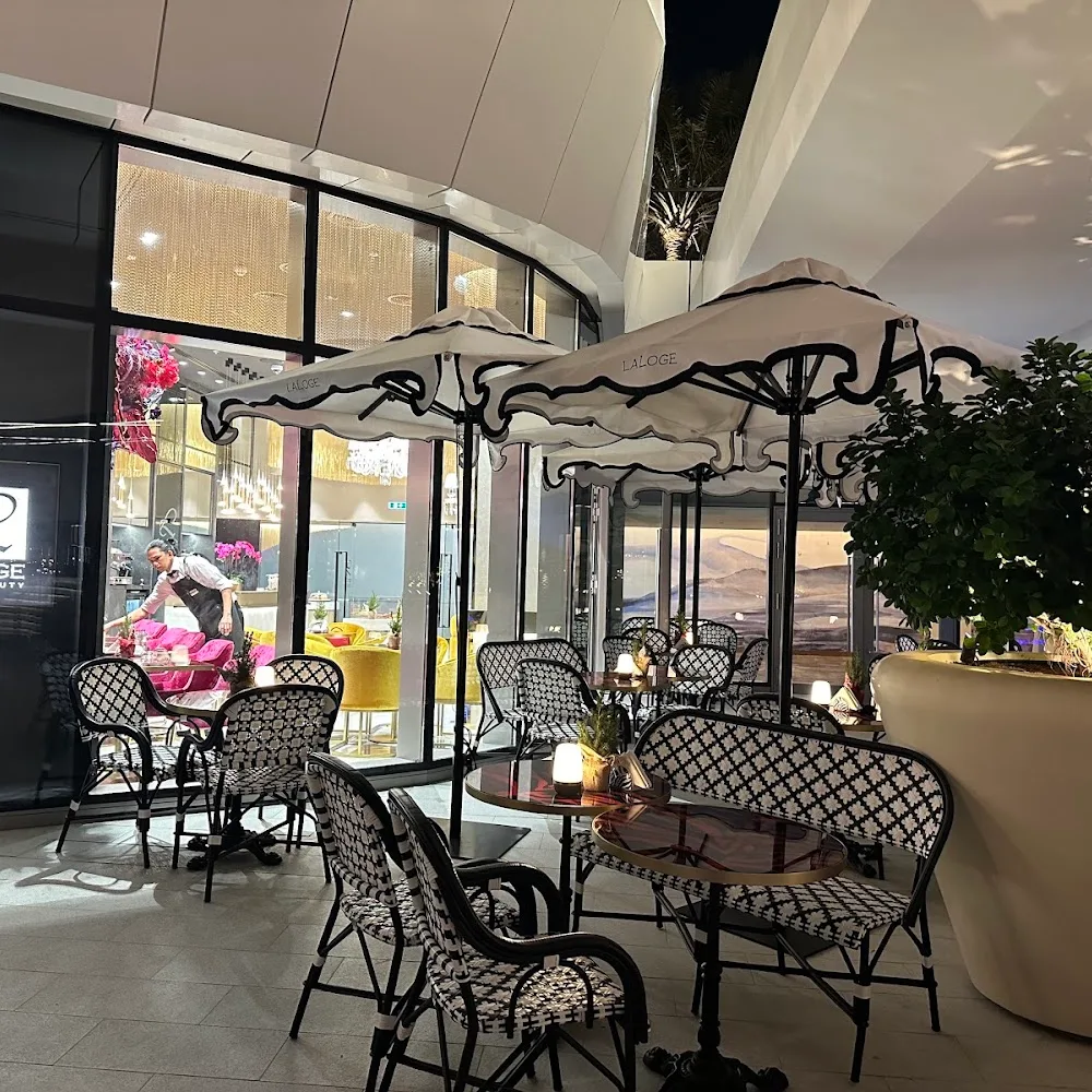 Laloge cafe