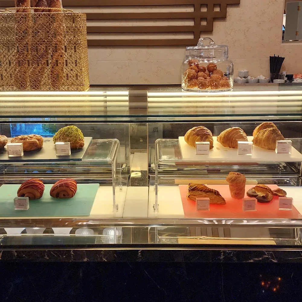 Bijou Patisserie