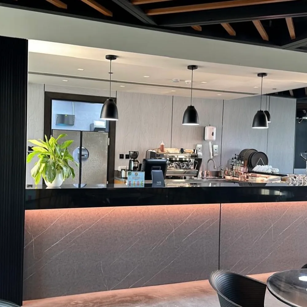 The Breeze Cafe LLC