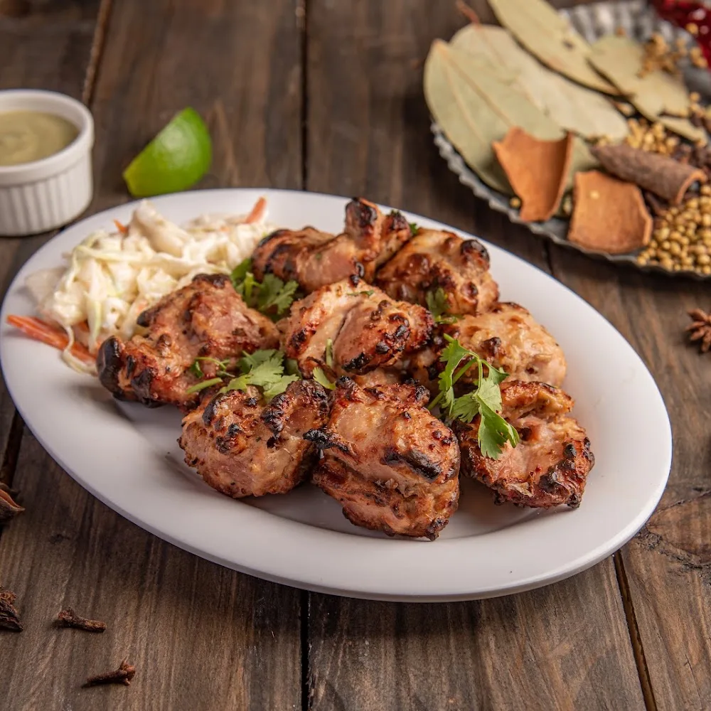 Makhanwala Restaurant - Modern Indian Dhaba