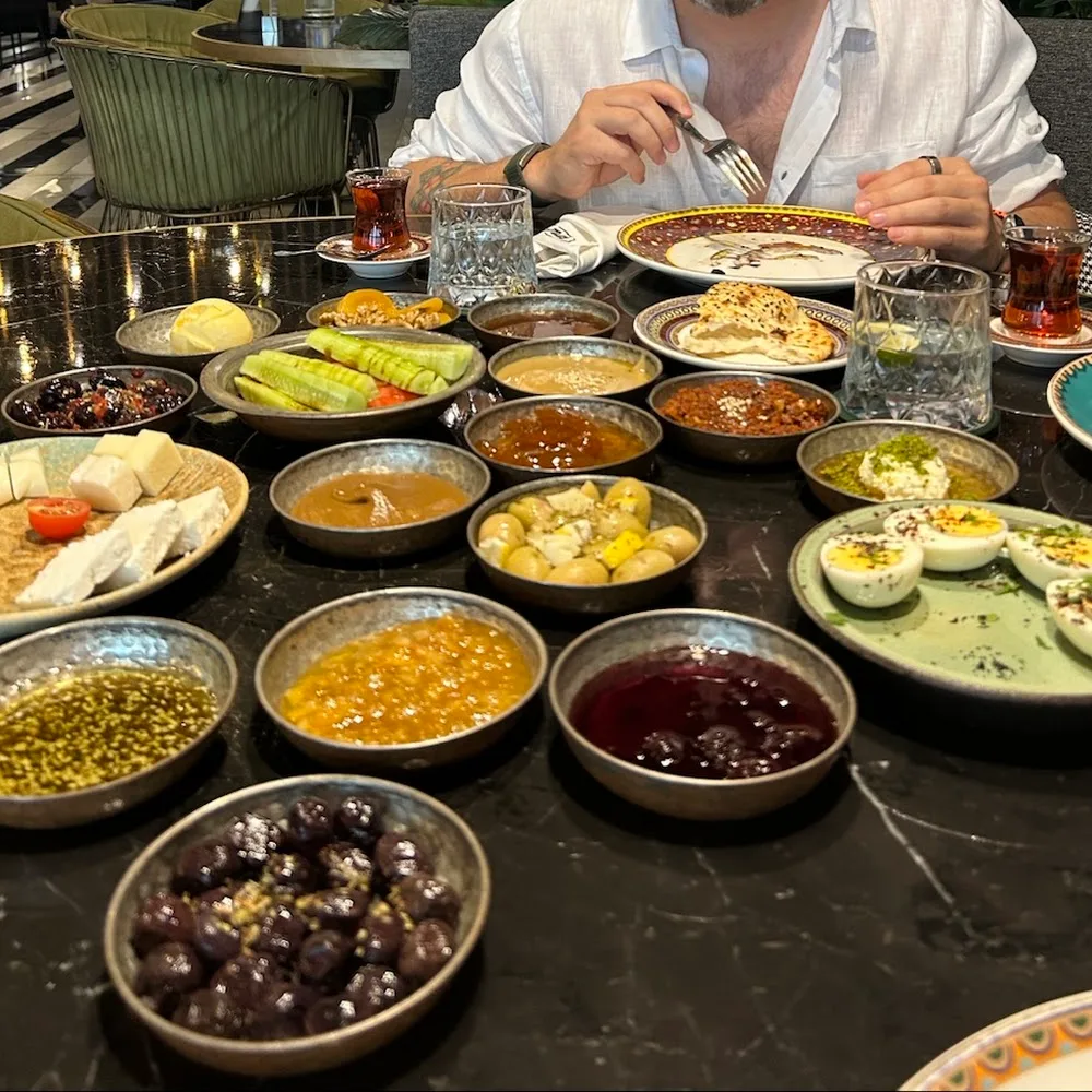 Sirali Dubai